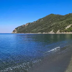 097 - Casa Stella A Riva Trigoso, 300 Metri Da Mare E Spiaggia, Posto Auto Privato Gratis Appartamento Sestri Levante