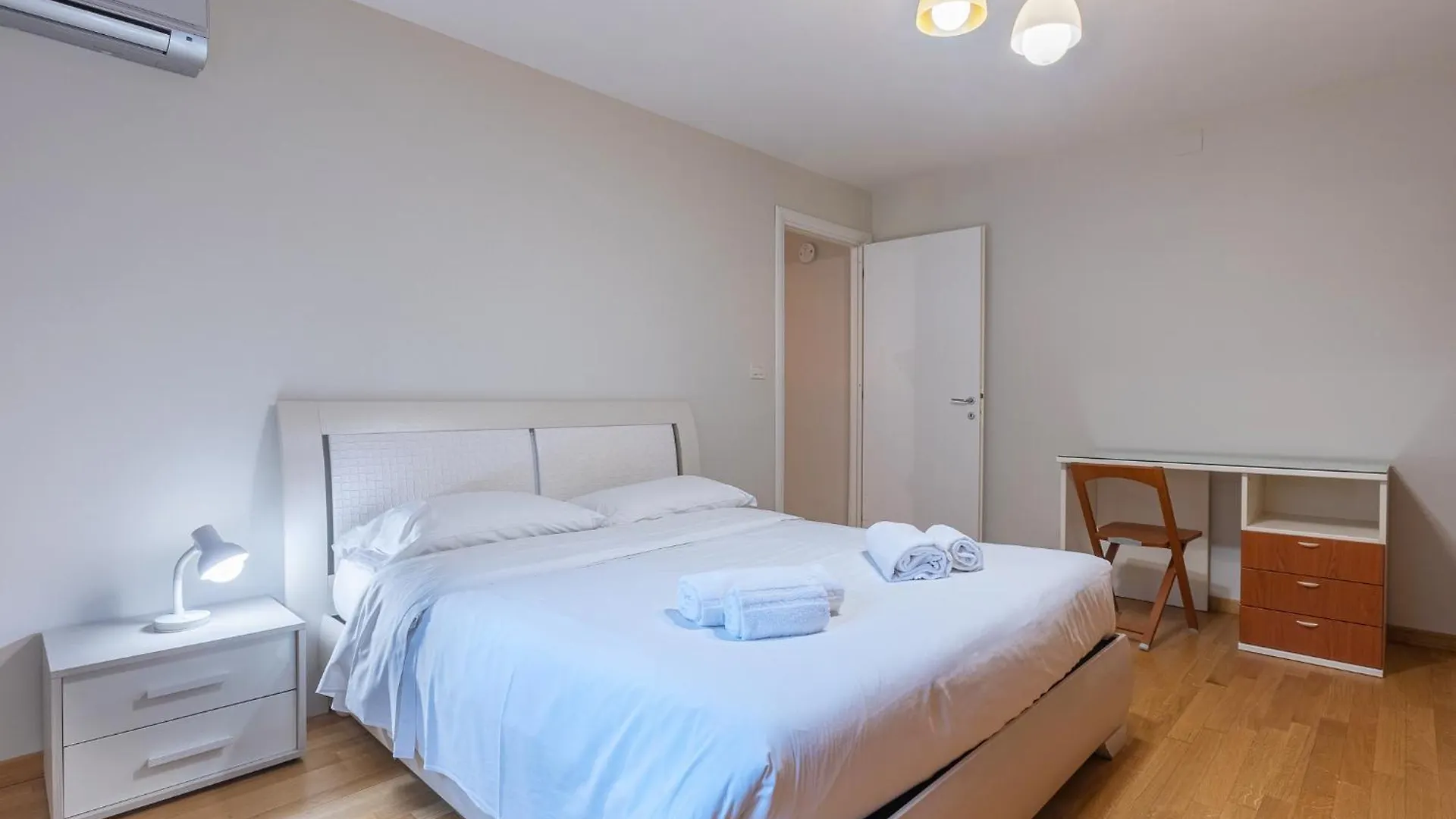 Nel Cuore Del Centro Storico Cozy Apartment Bologna
